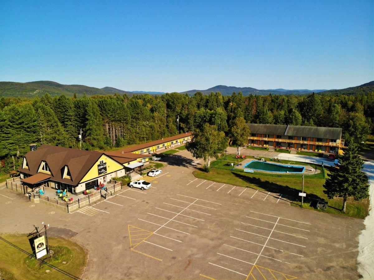 La Cuillere A Pot Hotel Saint-Donat-de-Montcalm Exterior photo